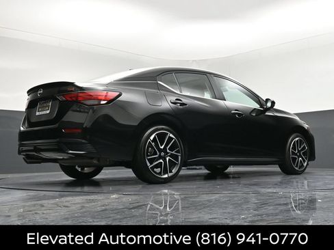 Certified 2025 Nissan Sentra SR w/ SR Premium Package FWD image 32