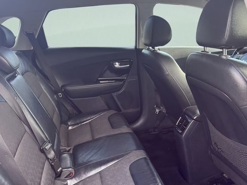 Used 2019 Kia Niro S Touring FWD image 19