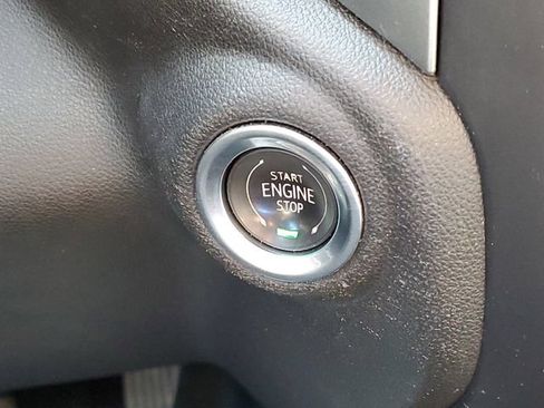 Used 2019 Chevrolet Silverado 1500 RST AWD/4WD image 14