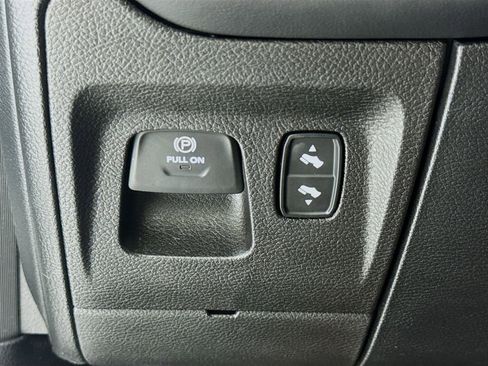 Used 2021 RAM 1500 Limited w/ Advanced Safety Group image 9