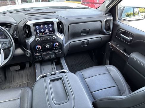 Used 2021 GMC Sierra 1500 SLT w/ SLT Premium Plus Package AWD/4WD image 22