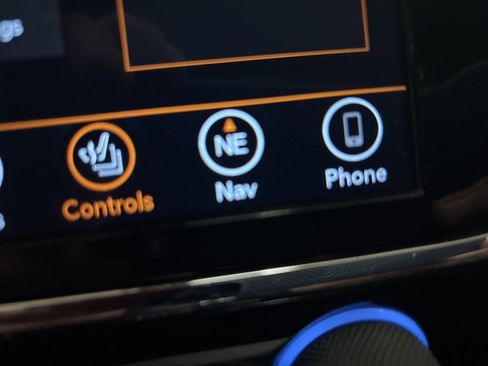 Used 2019 Jeep Grand Cherokee Overland image 15