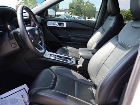 Used 2022 Ford Explorer ST w/ Equipment Group 401A AWD/4WD image 13