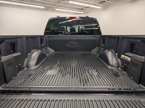 Used 2022 Ford F150 XLT w/ Equipment Group 302A High image 36