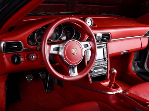 Used 2012 Porsche 911 Carrera GTS image 4