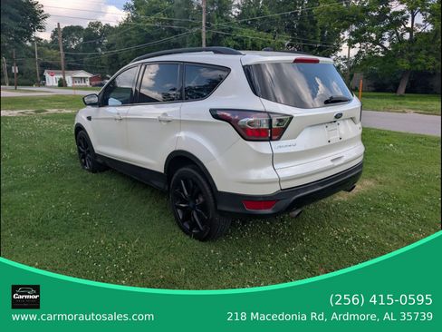 Used 2017 Ford Escape SE w/ Equipment Group 201A FWD image 4