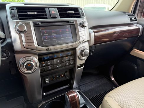 Used 2018 Toyota 4Runner Limited image 12