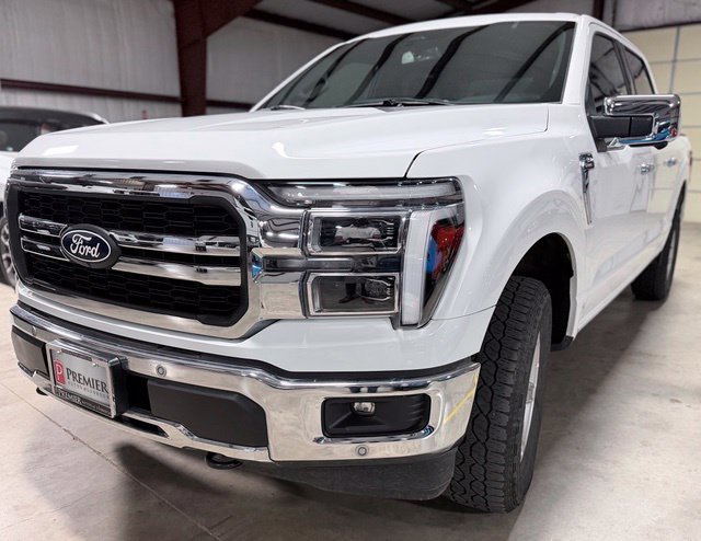 Used 2025 Ford F150 Lariat AWD/4WD image 7