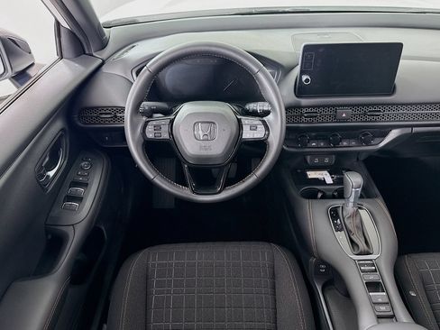 Certified 2026 Honda HR-V Sport image 17