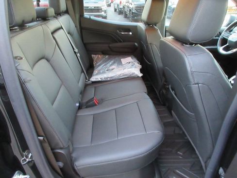 New 2026 Chevrolet Colorado LT w/ LT Convenience Package image 17