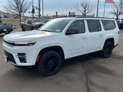 New 2026 Jeep Grand Wagoneer L Limited image 1