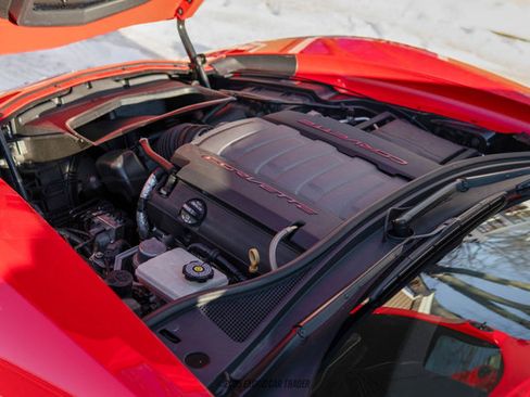 Used 2018 Chevrolet Corvette Stingray Convertible w/ 2LT Preferred Equipment Group image 19