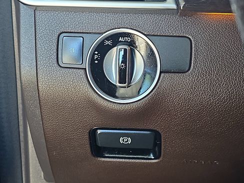 Used 2019 Mercedes-Benz GLS 450 4MATIC image 26
