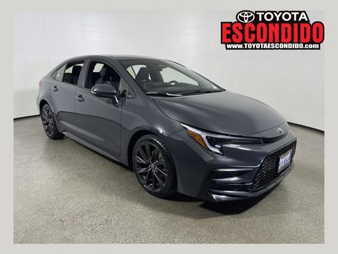 Certified 2024 Toyota Corolla SE w/ SE Premium Package FWD image 1