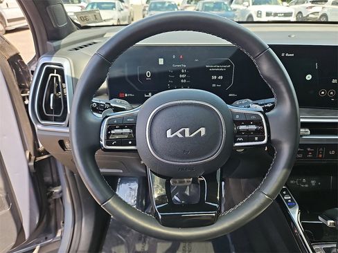 Used 2024 Kia Sorento SX Prestige image 20