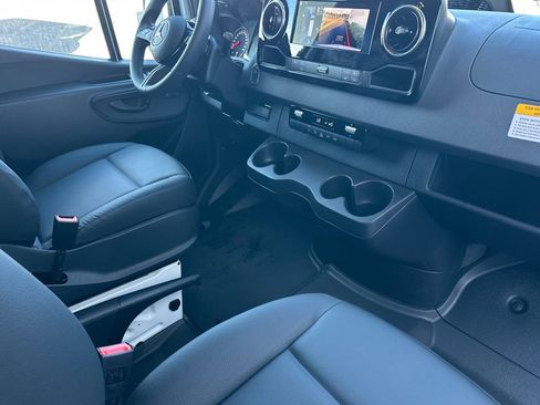 New 2025 Mercedes-Benz Sprinter 2500 image 15
