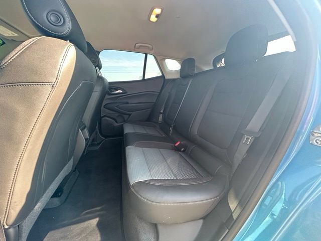 Used 2026 Chevrolet Trax LT w/ Driver Confidence Package FWD image 43