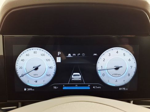 Certified 2025 Hyundai Elantra SEL w/ Cargo Package FWD image 25