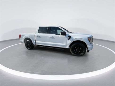 Used 2022 Ford F150 XLT w/ Equipment Group 302A High image 9