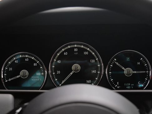 Used 2024 Rolls-Royce Cullinan w/ Cullinan Package AWD/4WD image 16
