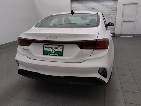 Used 2023 Kia Forte LXS w/ LXS Technology Package FWD image 7