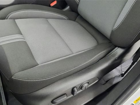 Used 2025 Chevrolet Blazer LT FWD image 44