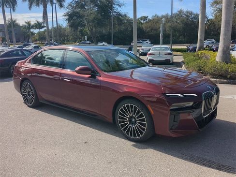 New 2026 BMW 740i xDrive w/ Premium Package image 2