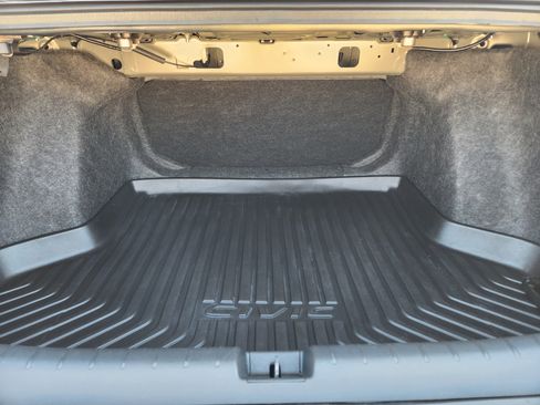 Used 2017 Honda Civic LX image 31