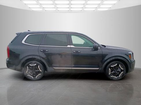 Used 2025 Kia Telluride S AWD/4WD image 9