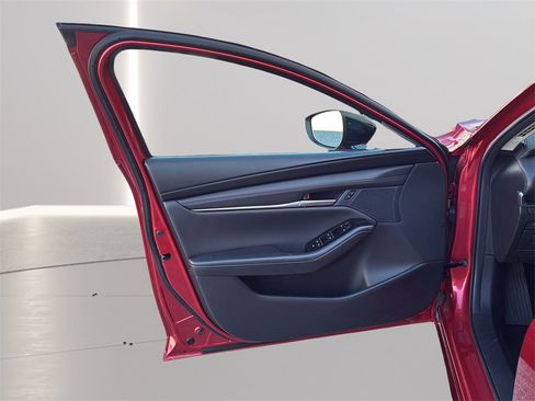 Used 2025 MAZDA MAZDA3 s image 11