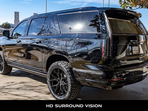 Used 2026 Cadillac Escalade ESV Platinum Sport w/ LPO, ONYX Package image 7