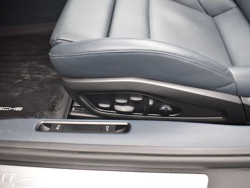 Used 2023 Porsche 911 Carrera S RWD image 31
