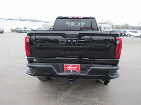 Certified 2025 GMC Sierra 2500 Denali Ultimate image 6
