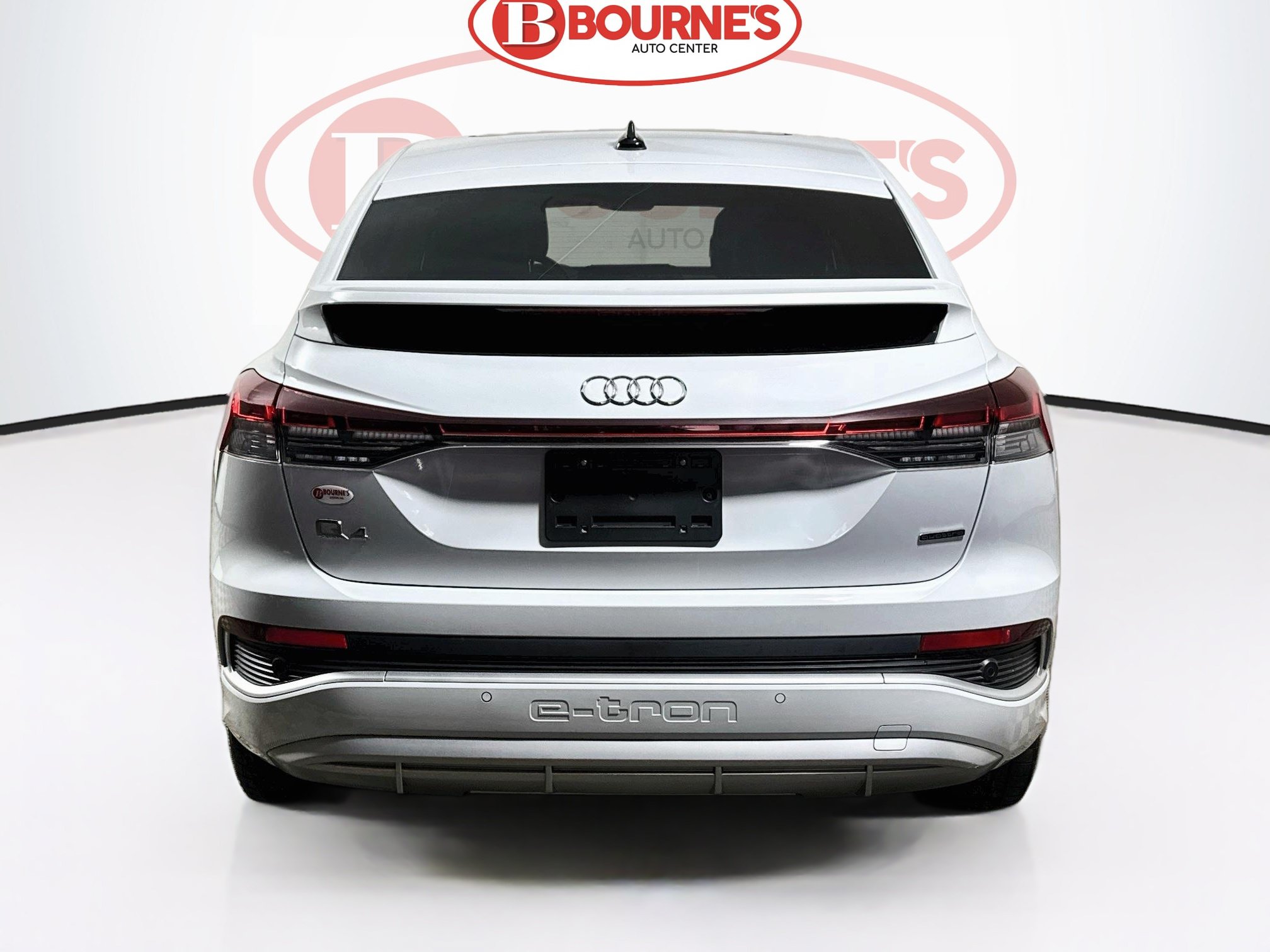 Used 2023 Audi Q4 e-tron Premium Plus w/ Premium Plus AWD/4WD image 10