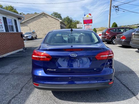 Used 2016 Ford Focus SE w/ Equipment Group 201A image 6