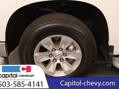 Used 2025 Chevrolet Silverado 1500 W/T RWD image 9