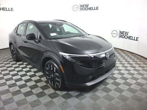 New 2026 Nissan Leaf Platinum+ image 3