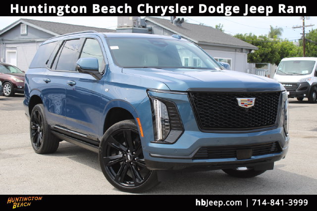 Used 2025 Cadillac Escalade Sport Platinum AWD/4WD image 1
