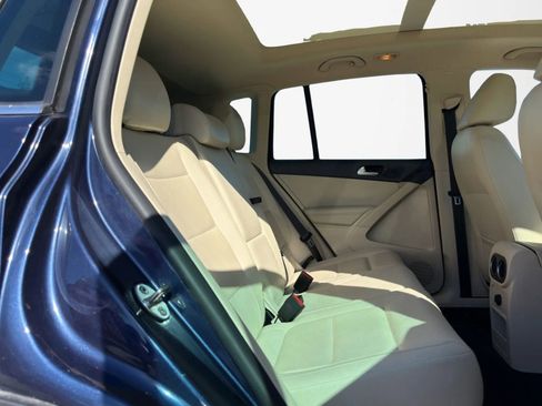 Used 2013 Volkswagen Tiguan SE image 24