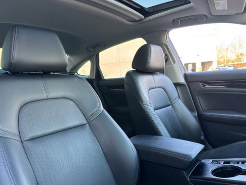 Used 2023 Honda Civic Touring image 32