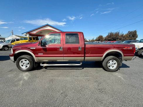 Used 2006 Ford F350 Lariat image 2