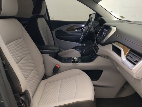 Used 2020 GMC Terrain SLE FWD image 21