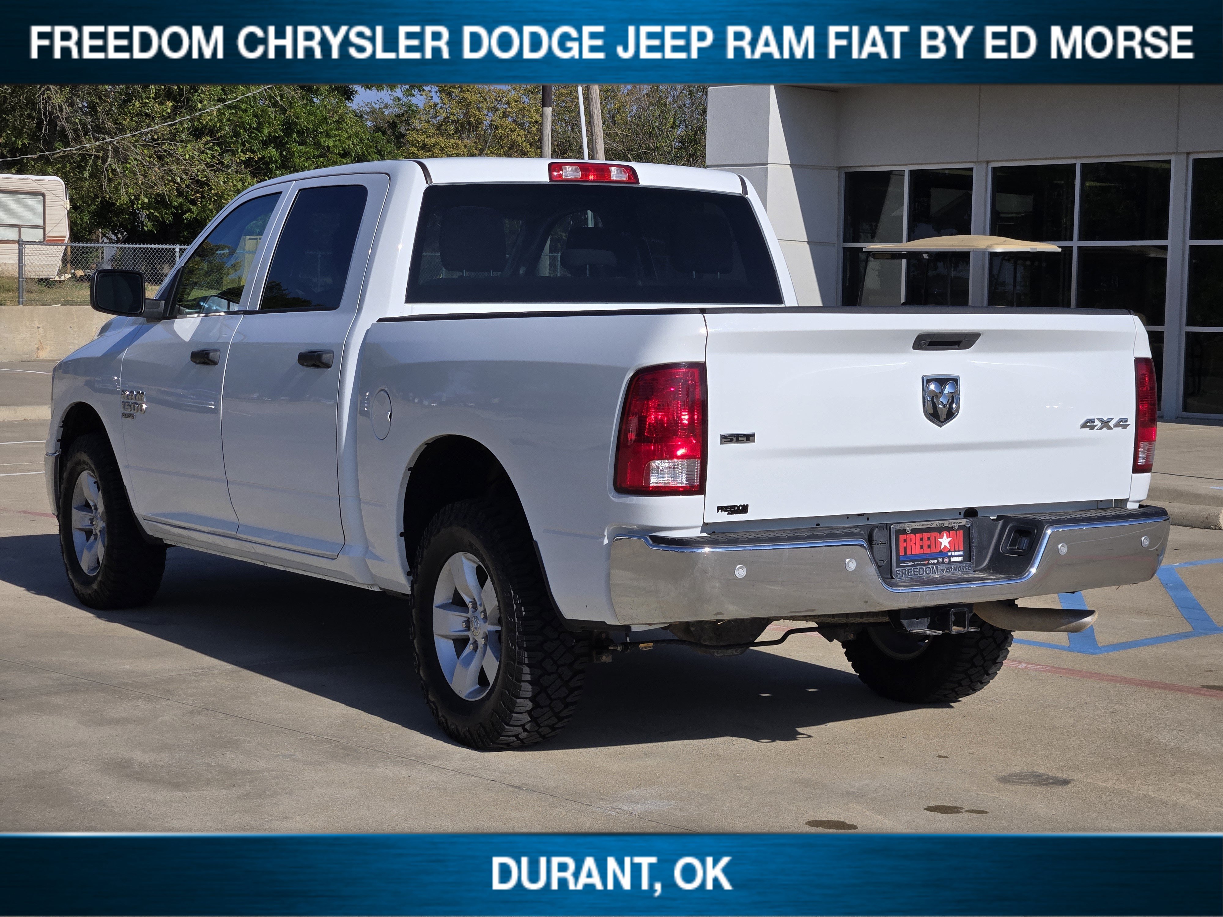 Used 2022 RAM 1500 Classic SLT w/ Electronics Group AWD/4WD image 4