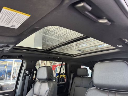 Used 2025 Chevrolet Tahoe RST w/ Comfort Package AWD/4WD image 9