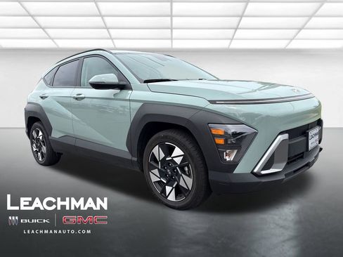 Used 2025 Hyundai Kona SEL FWD image 1