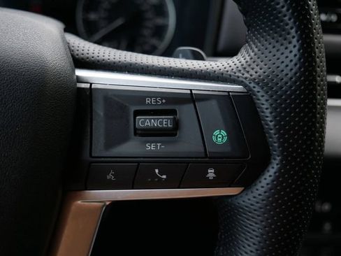 Used 2025 Mitsubishi Outlander SE AWD/4WD image 19