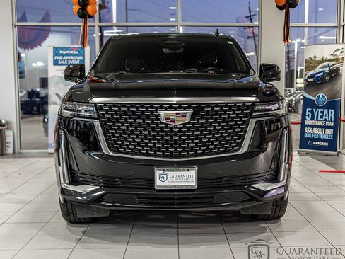 Used 2021 Cadillac Escalade ESV Premium Luxury w/ LPO, Floor Liner Package AWD/4WD image 2