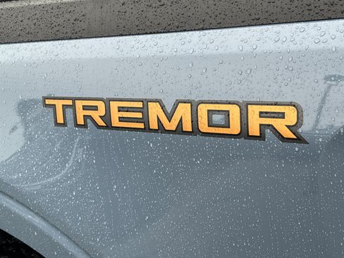 Used 2025 Ford Maverick Tremor image 10