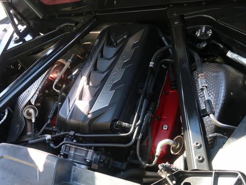 Used 2021 Chevrolet Corvette Stingray Premium Cpe w/ Battery Protection Package RWD image 41