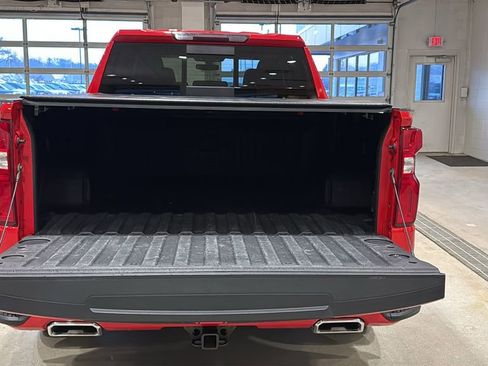 Used 2021 Chevrolet Silverado 1500 RST image 17